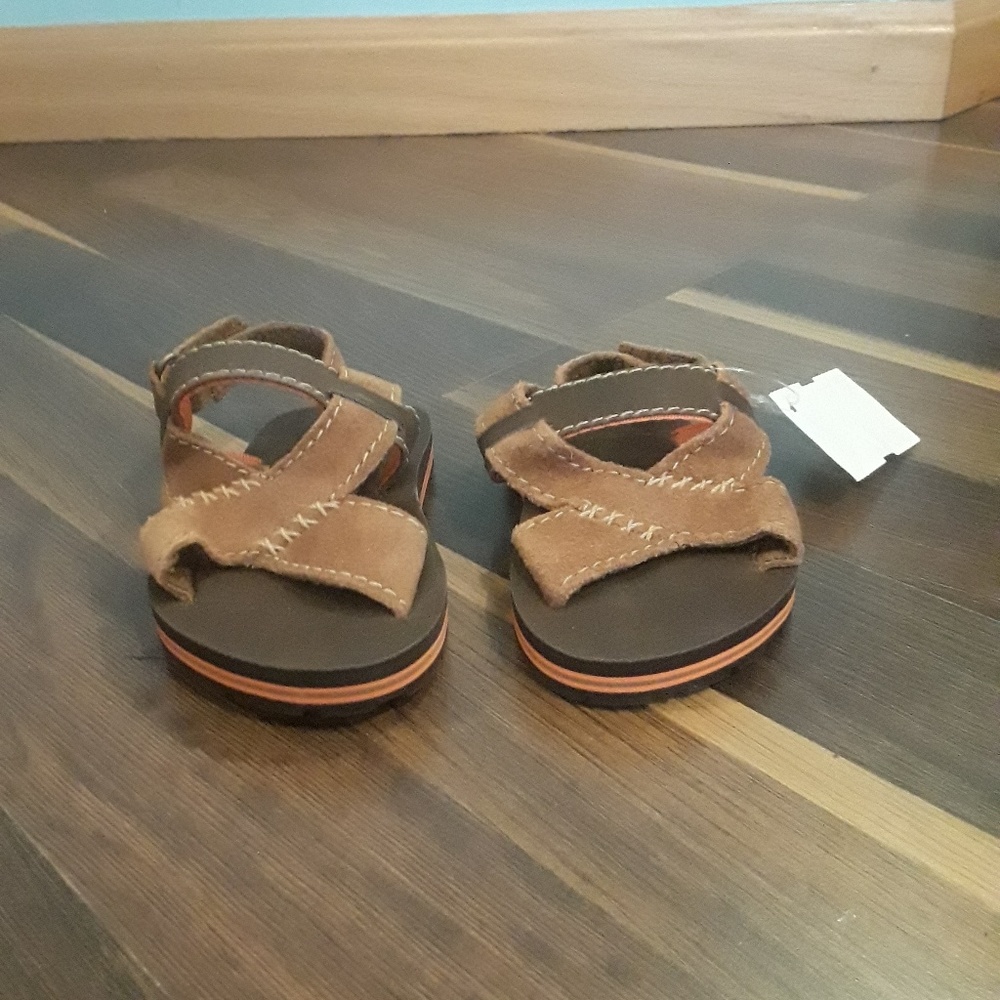 Gap leather boys/toddler sandals
